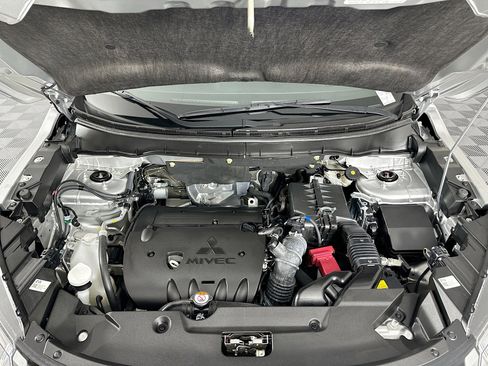 Used 2025 Mitsubishi Outlander Sport SE image 31