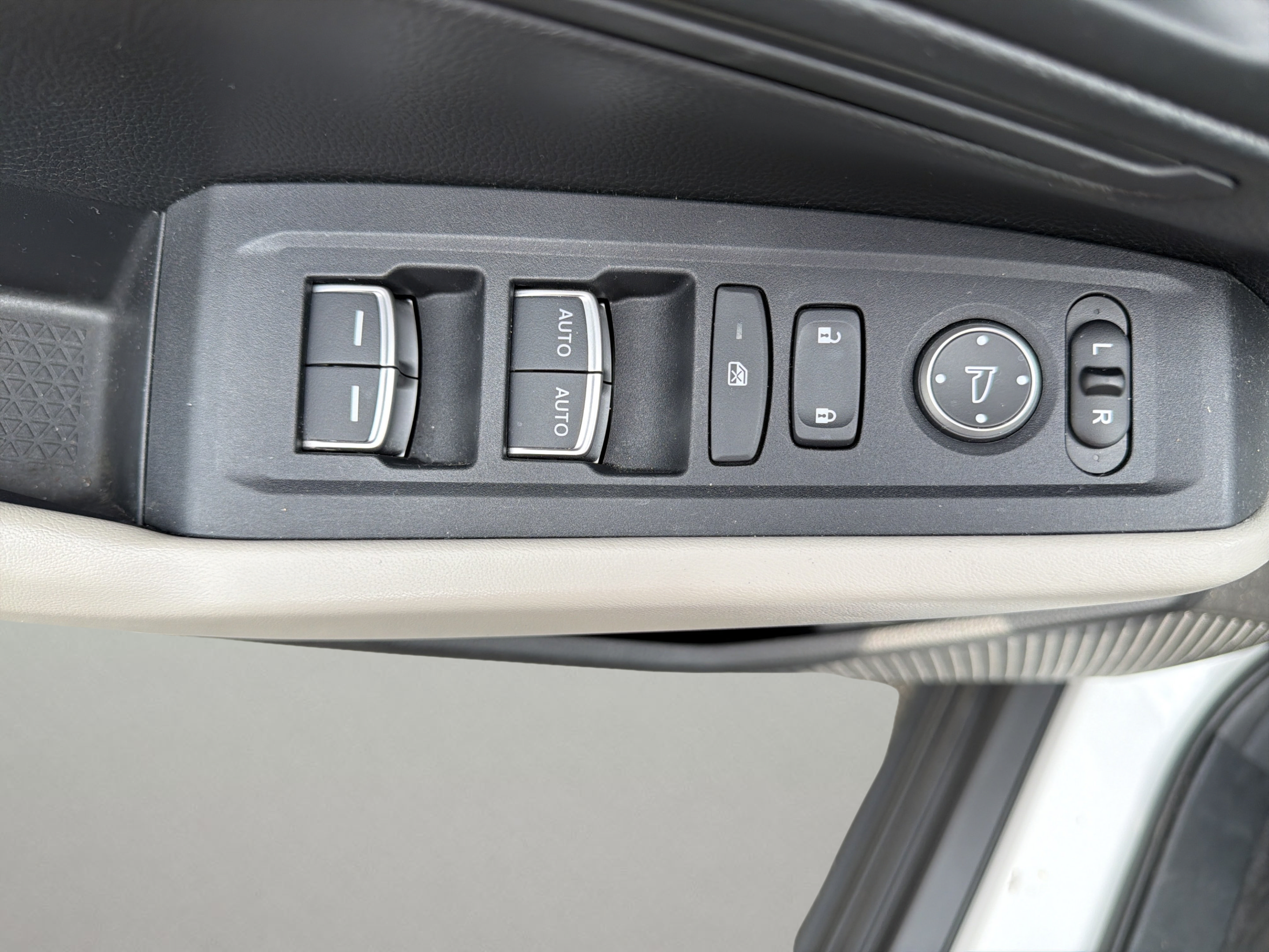 Used 2024 Honda Accord LX image 19