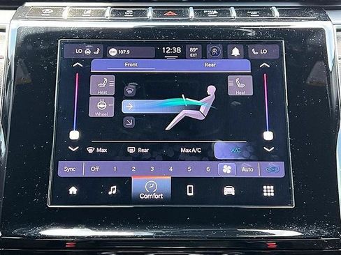 Used 2024 Jeep Grand Cherokee L Altitude AWD/4WD image 29