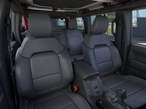 New 2025 Ford Bronco Badlands image 11