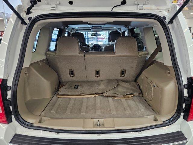 Used 2014 Jeep Patriot Limited w/ Sun/Sound Group AWD/4WD image 40