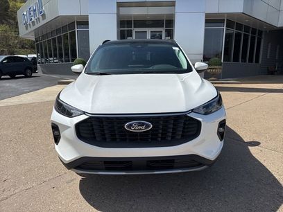 New 2025 Ford Escape SE