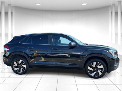 Certified 2024 Volkswagen Atlas Cross Sport SE AWD/4WD image 8