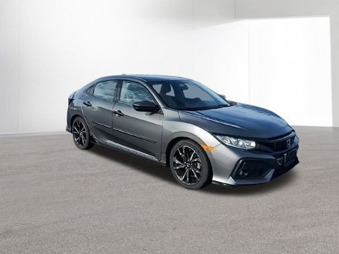 Used 2018 Honda Civic Sport image 2