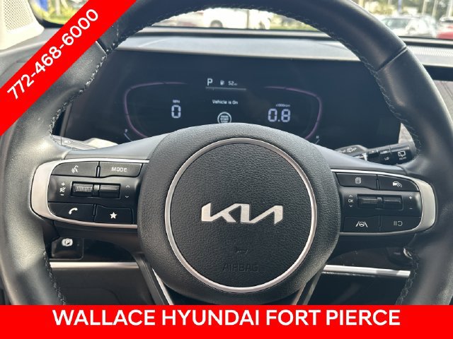 Used 2023 Kia Sportage EX FWD image 17