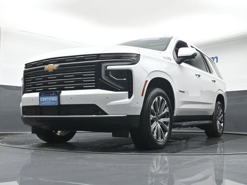 Certified 2025 Chevrolet Tahoe High Country w/ Sun And Tow Package image 6