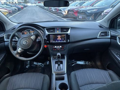 Used 2019 Nissan Sentra SV image 16