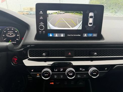 Used 2025 Honda Civic Sport Touring image 16