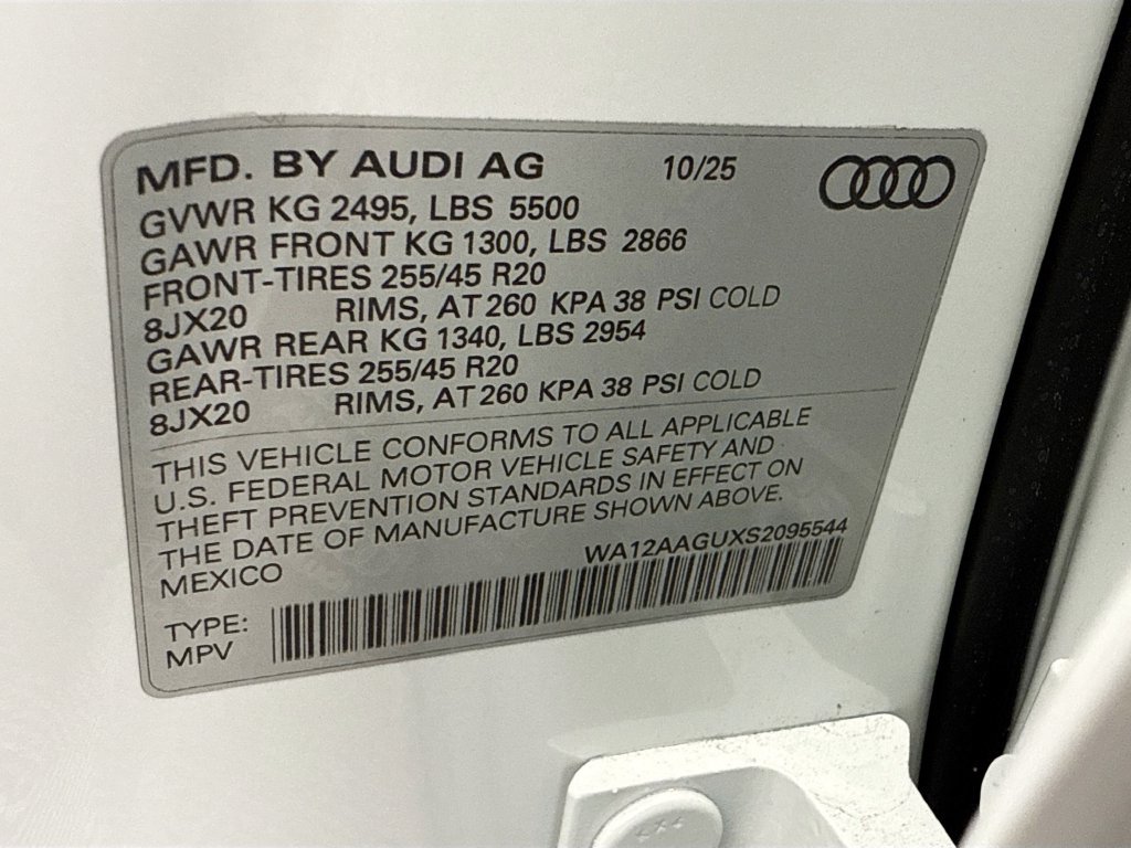 Used 2025 Audi Q5 Premium Plus AWD/4WD image 36