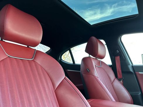 Used 2023 Genesis G70 2.0T w/ Sport Prestige Package image 17