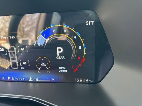 Used 2024 Chevrolet Colorado ZR2 w/ ZR2 Convenience Package III image 19