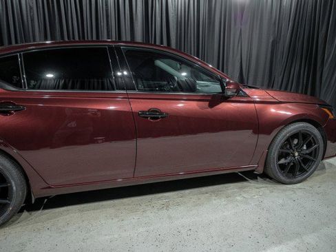 Used 2024 Nissan Altima 2.5 SL image 4