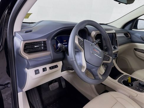 Used 2023 GMC Acadia Denali w/ Black Diamond Edition AWD/4WD image 10