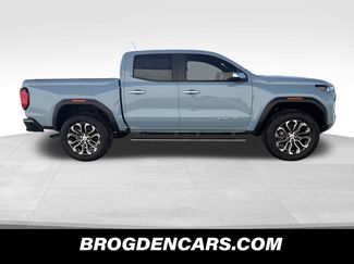 New 2026 GMC Canyon Denali video 2