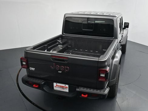 Used 2025 Jeep Gladiator Rubicon AWD/4WD image 28