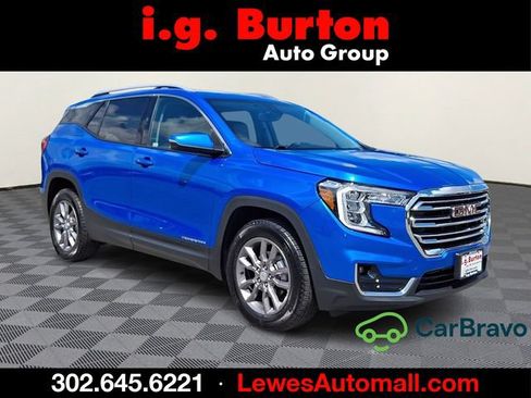 Used 2024 GMC Terrain SLT AWD/4WD image 1