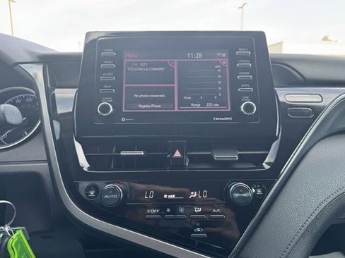 Used 2022 Toyota Camry LE image 13