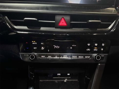 Used 2025 Kia Seltos S image 27