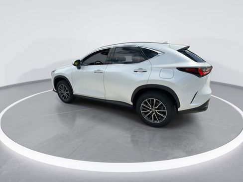 Used 2025 Lexus NX 250 FWD w/ Accessory Package (Z1) image 6