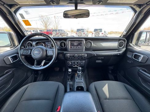Used 2021 Jeep Wrangler Unlimited Sport image 16