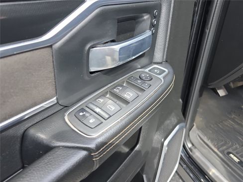 Used 2022 RAM 2500 Laramie w/ Night Edition AWD/4WD image 18