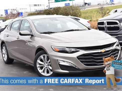 Used 2024 Chevrolet Malibu LT image 2