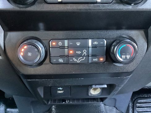 Used 2022 Ford F250 XL w/ Power Equipment Group image 51