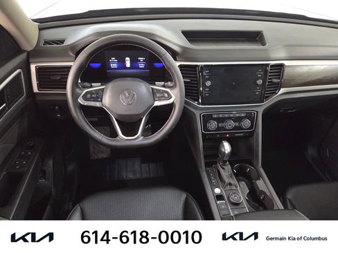 Used 2022 Volkswagen Atlas SE w/ Panoramic Sunroof Package AWD/4WD image 16
