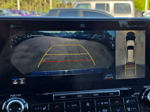 Used 2021 Toyota Highlander Platinum AWD/4WD image 27