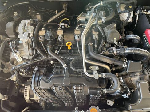 Used 2025 Nissan Altima 2.5 SR image 31