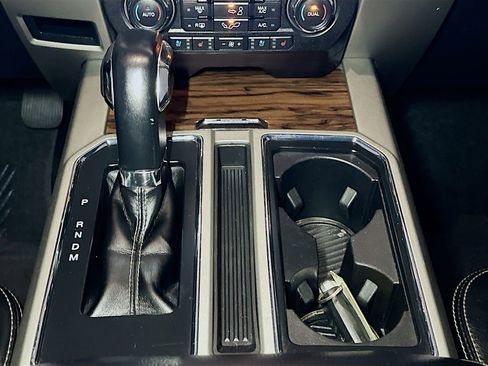 Certified 2020 Ford F150 Lariat image 16