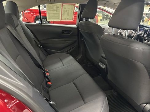 Certified 2025 Toyota Corolla LE image 24