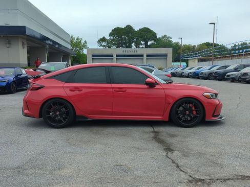 Used 2025 Honda Civic Type R image 3