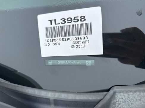 Used 2023 Chevrolet Camaro LT w/ RS Package image 8