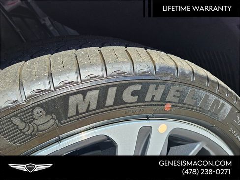 New 2026 Genesis GV80 3.5T e-SC image 13