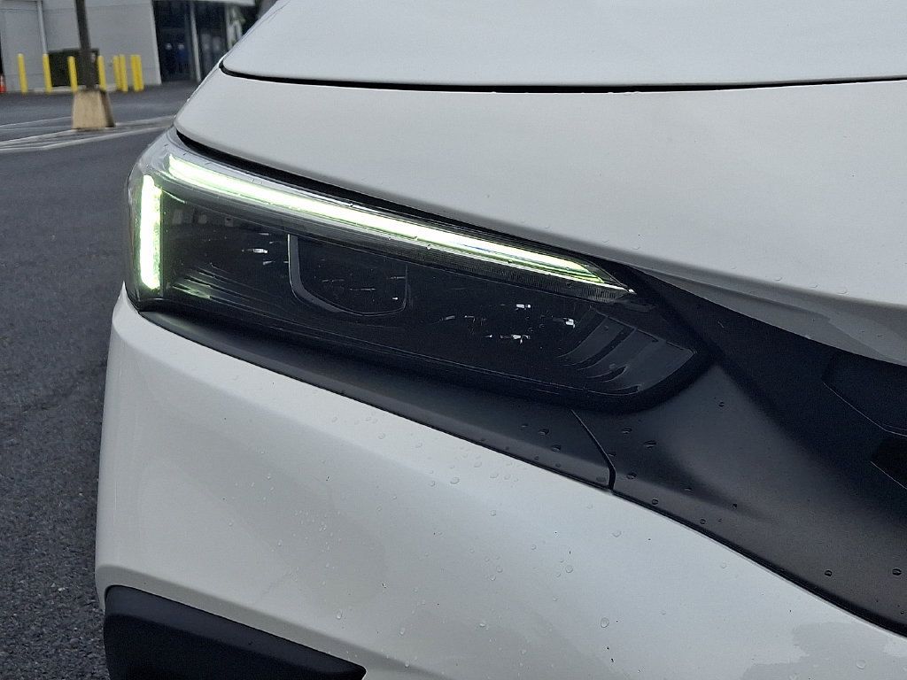 Used 2024 Honda Civic Sport Touring image 9