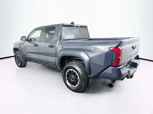 Used 2025 Toyota Tacoma TRD Off-Road image 5