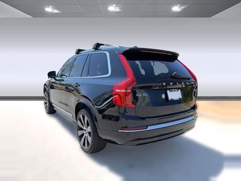 Certified 2023 Volvo XC90 B6 Ultimate w/ Lounge Package AWD/4WD image 3