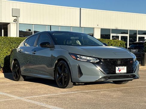 Certified 2024 Nissan Sentra SR w/ SR Premium Package image 2