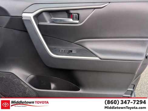 Certified 2025 Toyota RAV4 XLE image 34