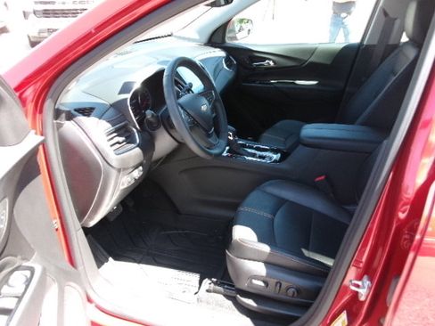 Used 2024 Chevrolet Equinox Premier image 20