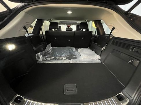 New 2026 MAZDA CX-90 Plug-In Hybrid w/ Preferred image 27