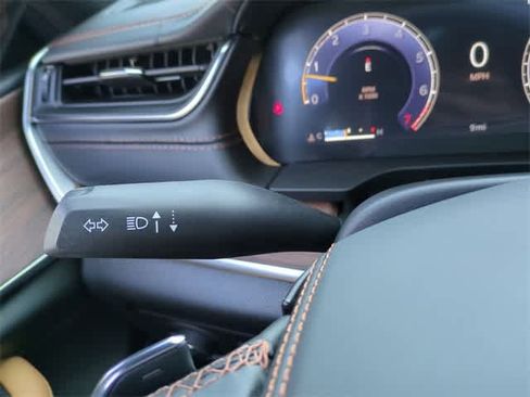 New 2025 Jeep Grand Cherokee Summit image 28