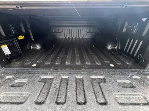 Used 2022 Ford F150 Lariat w/ Equipment Group 502A High image 11