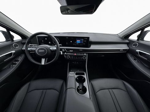 New 2026 Hyundai Sonata Limited FWD image 13
