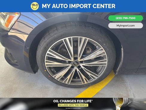 Used 2023 Audi A6 Premium Plus w/ Premium Plus Package AWD/4WD image 9