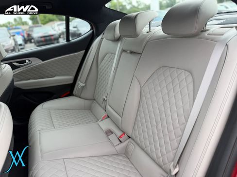 Used 2022 Genesis G70 3.3T w/ Sport Prestige Package AWD/4WD image 18