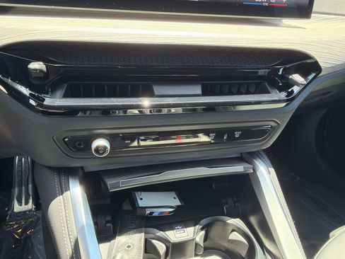 Used 2025 BMW i4 eDrive40 RWD image 21
