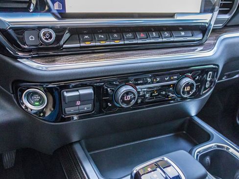 New 2025 Chevrolet Silverado 1500 RST image 39