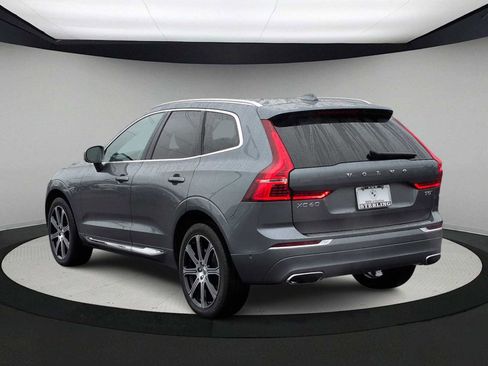 Used 2021 Volvo XC60 T5 Inscription w/ Advanced Package image 6